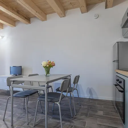 Apartment Guesthost - Casa Gemma Comfortable