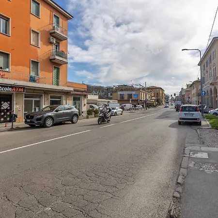 Guesthost - Casa Gemma Comfortable Apartment Bologna