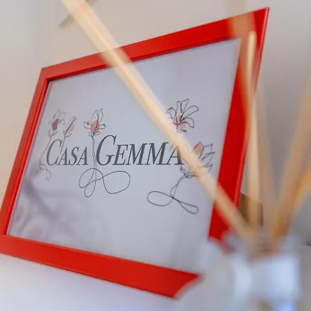 Guesthost - Casa Gemma Comfortable *
