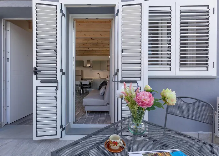 Guesthost - Casa Gemma Comfortable 아파트 볼로냐